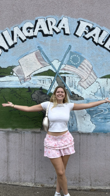 Beverly an den Niagarafällen